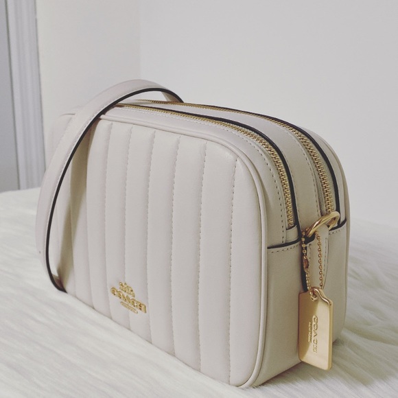 New💃Coach Jes Crossbody With Linear Quilting - Picture 3 of 11